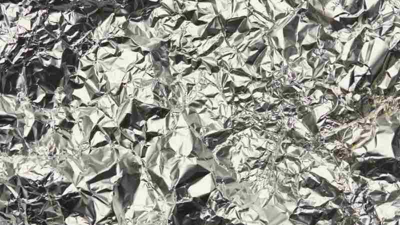 how to make a solar panel out of aluminum foil