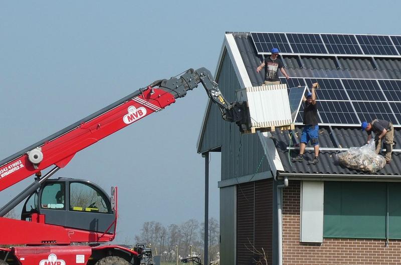 How Long Does It Take To Install Solar Panels?